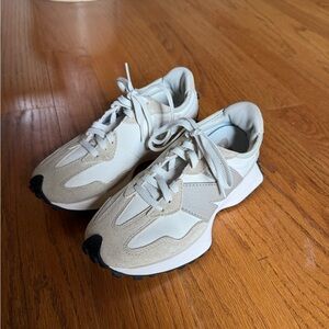 Women sneakers